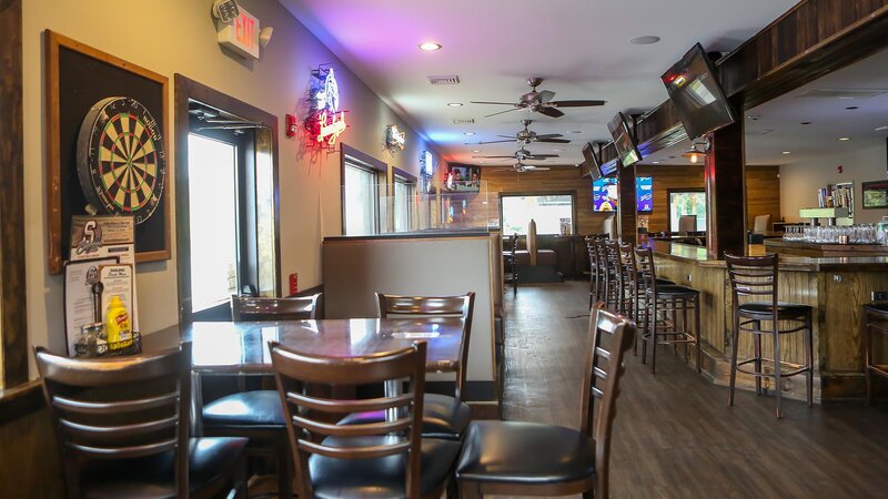 Sidelines East Sports Bar & Grill - Gallery Photo 11